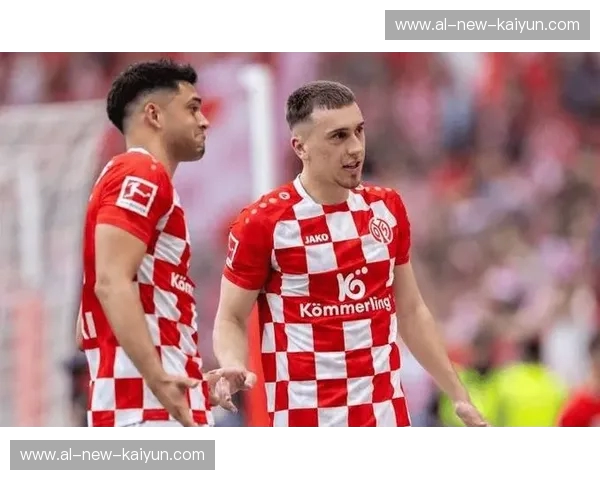 德甲绿茵场的“绿野仙踪”：不来梅与霍芬海姆的恩怨情仇